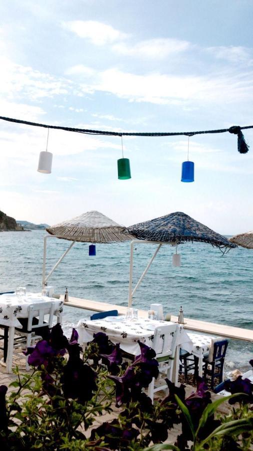 Giritli Rum Meyhanesi & Butik Otel Карабурун Экстерьер фото